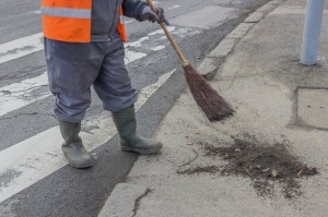 Move Over Law Protects Sanitation, Utility Workers